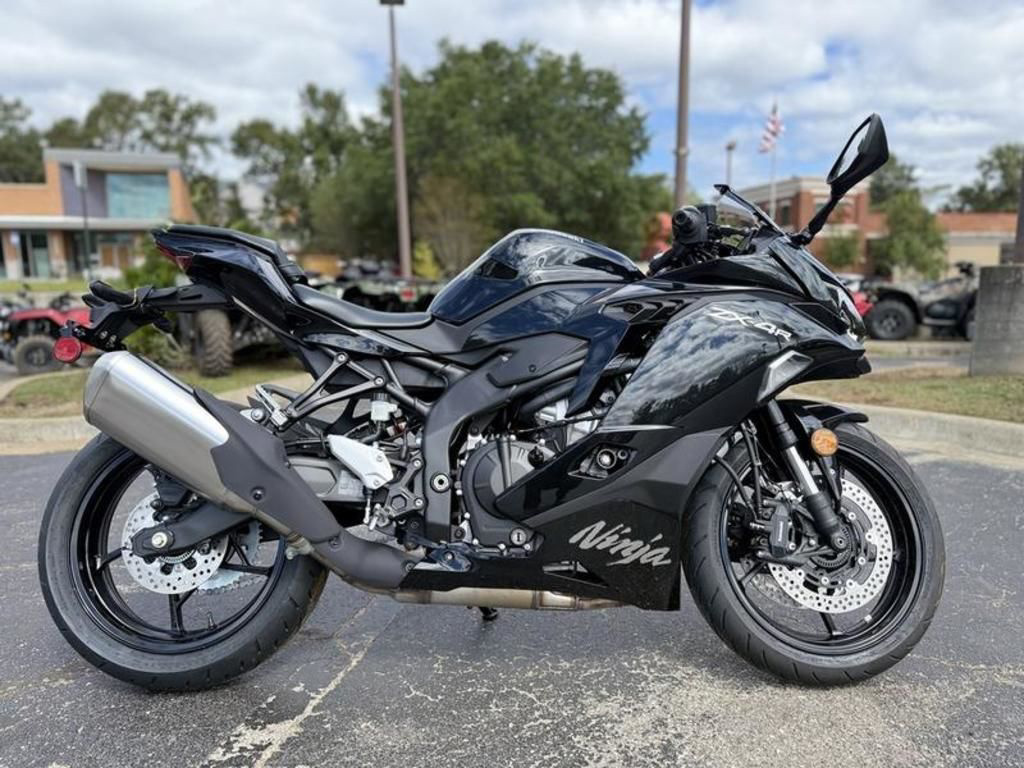 Black Ninja ZX-4R For Sale in New Mexico - Kawasaki Motorcycles