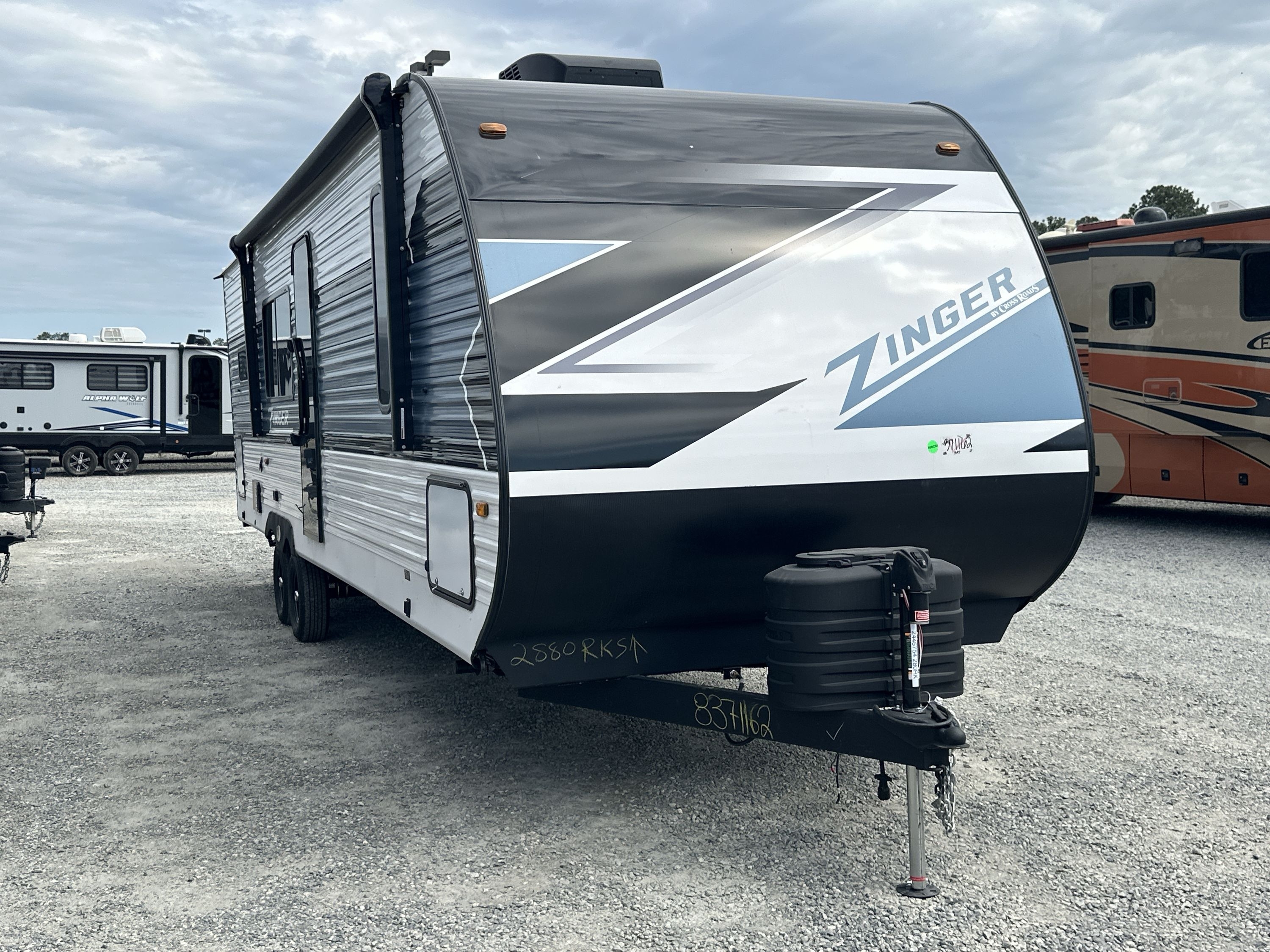 697367a6921e8c90c701f899.jpg?