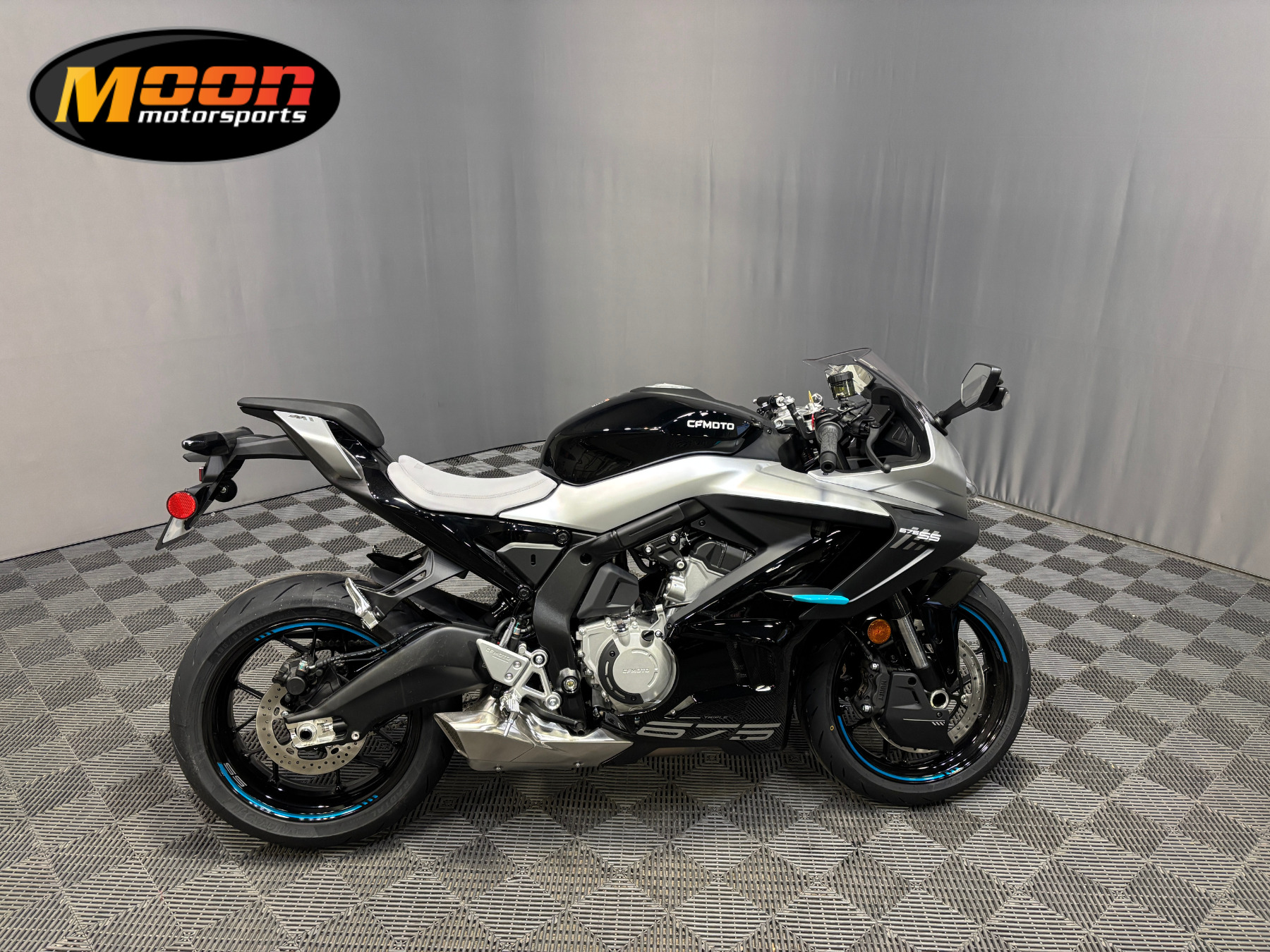 Black Classic / Vintage Motorcycles For Sale Near Grand Rapids, MN