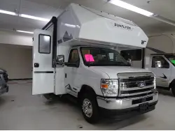 2027 WINNEBAGO SUNFLYER 22RS