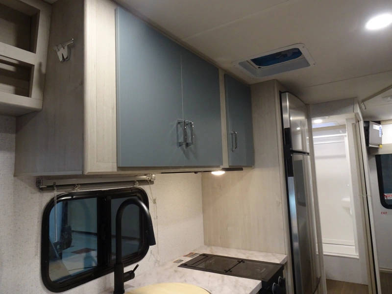 2027 WINNEBAGO SUNFLYER 22RS