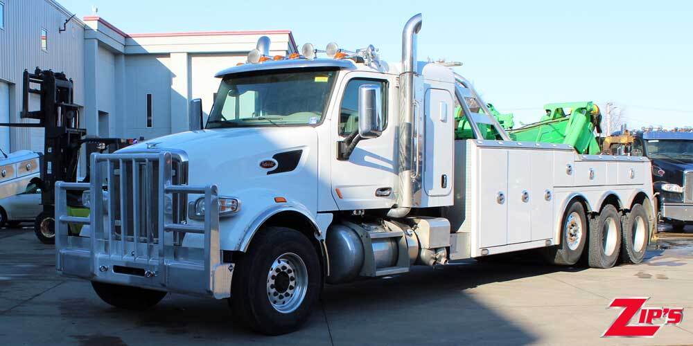 2019 PETERBILT 567 in New Hampton, IA