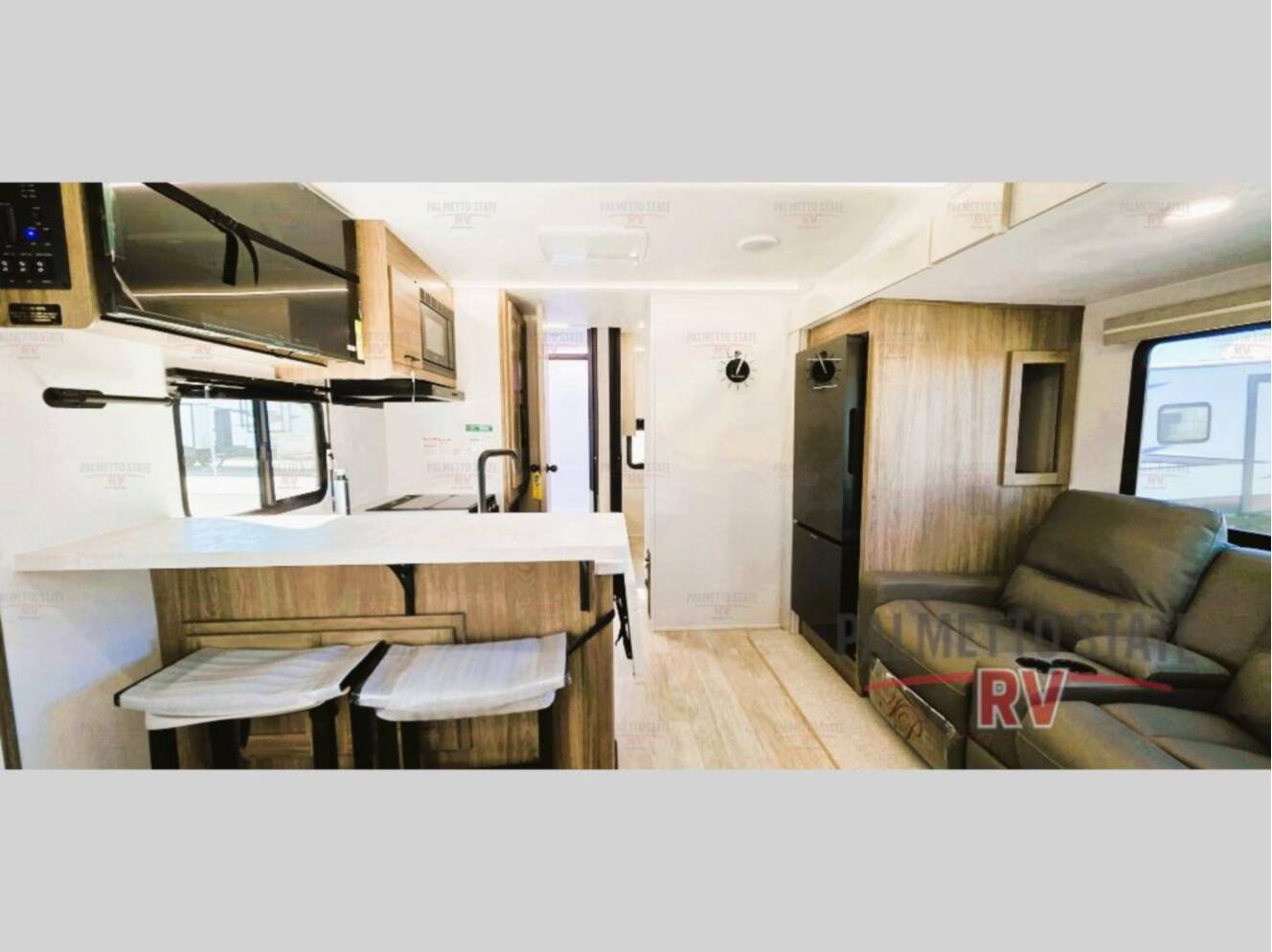 A photo of this 2026 Coachmen Rv Freedom Express Ultra Lite 271BHE
