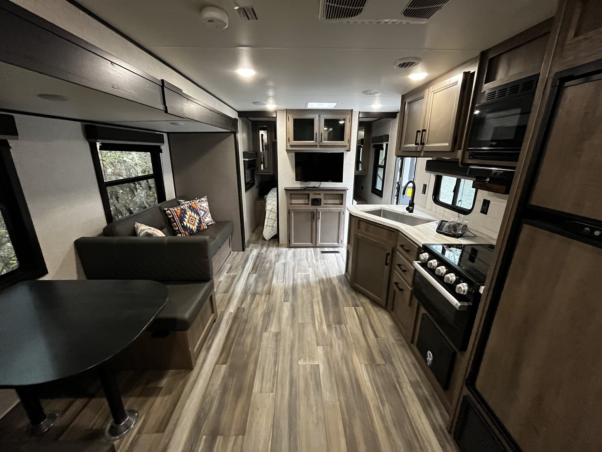 2023 Starcraft AUTUMN RIDGE 26BHS RV