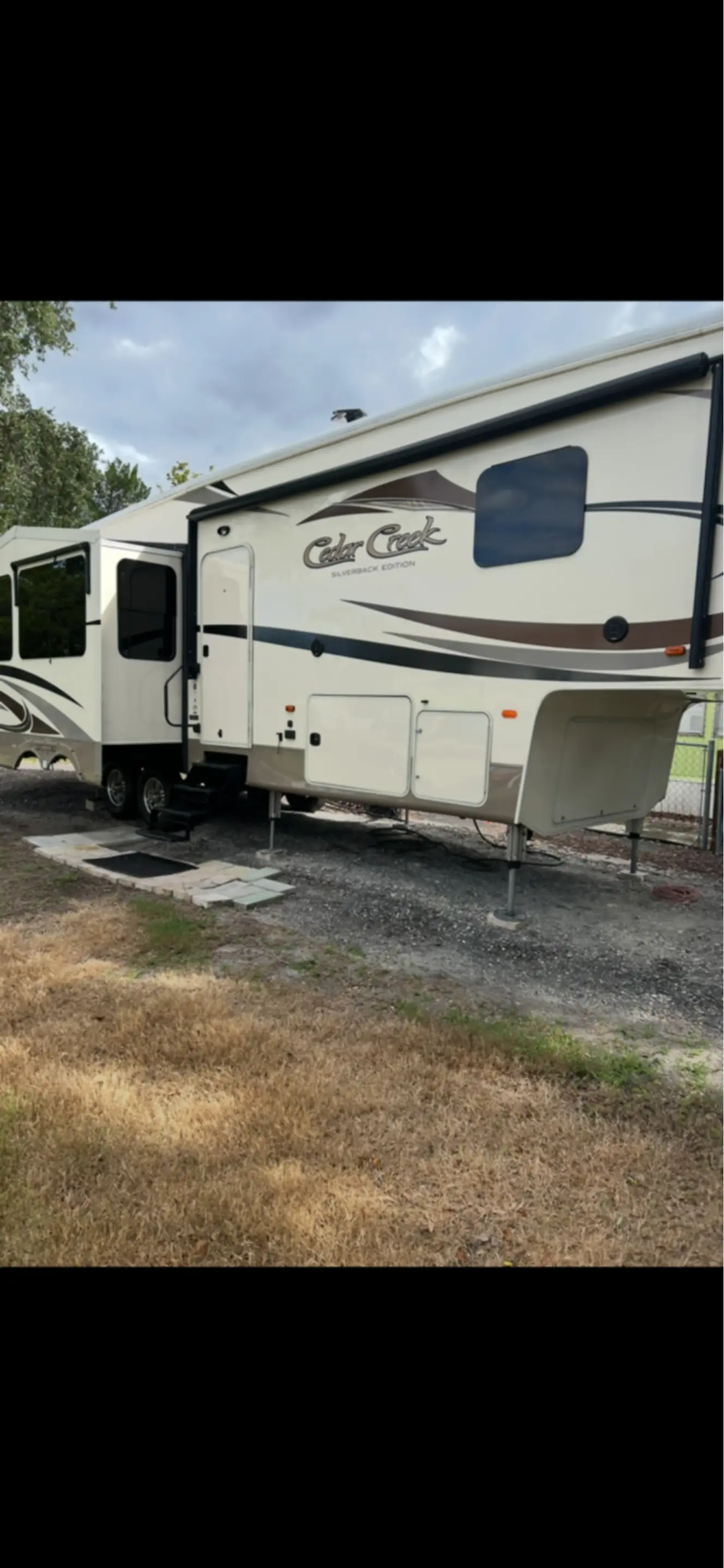A photo of this 2017 Forest River SILVERBACK 31IK