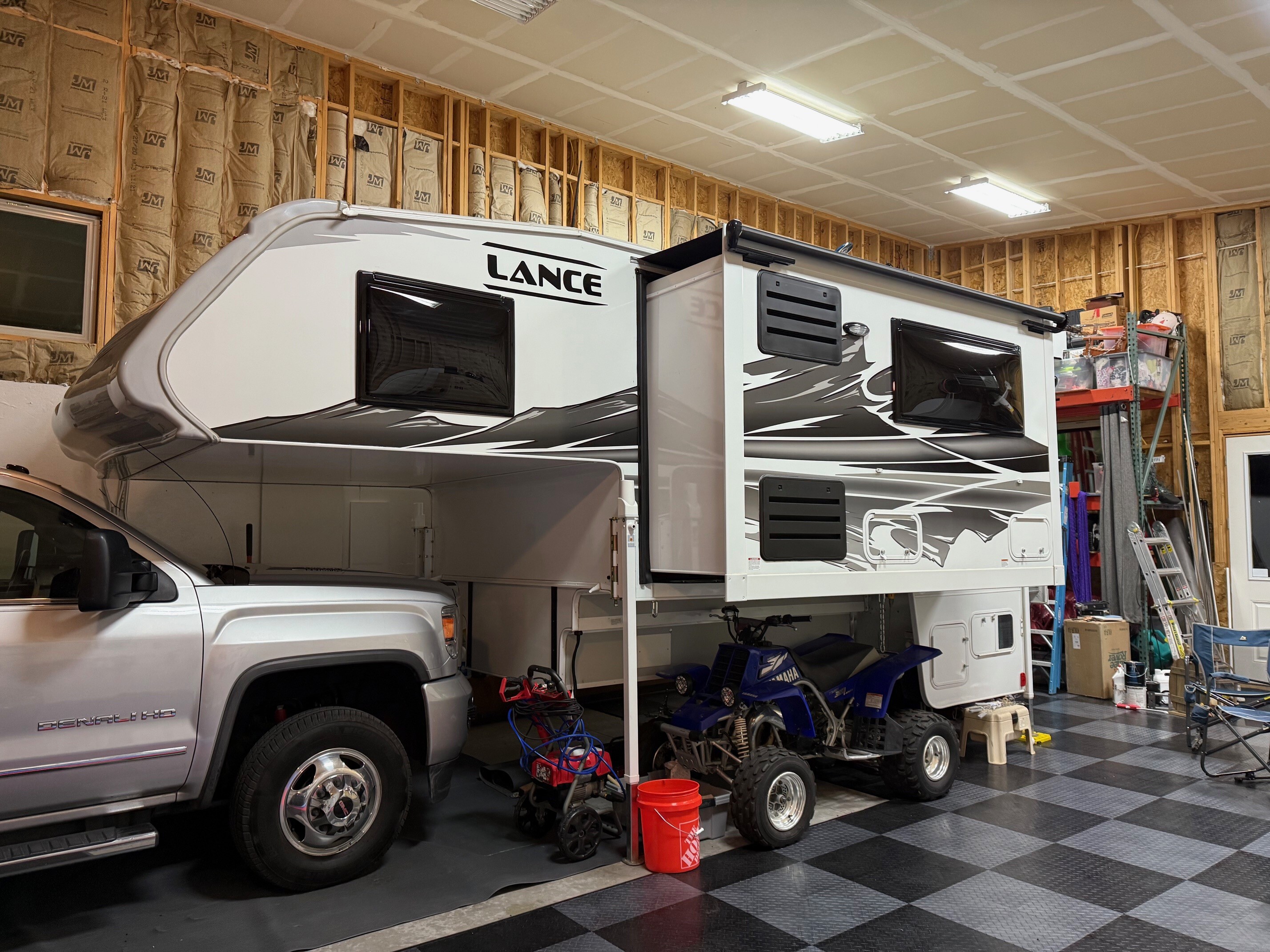 2022 Lance 1172 TRUCK CAMPER in colorado springs CO