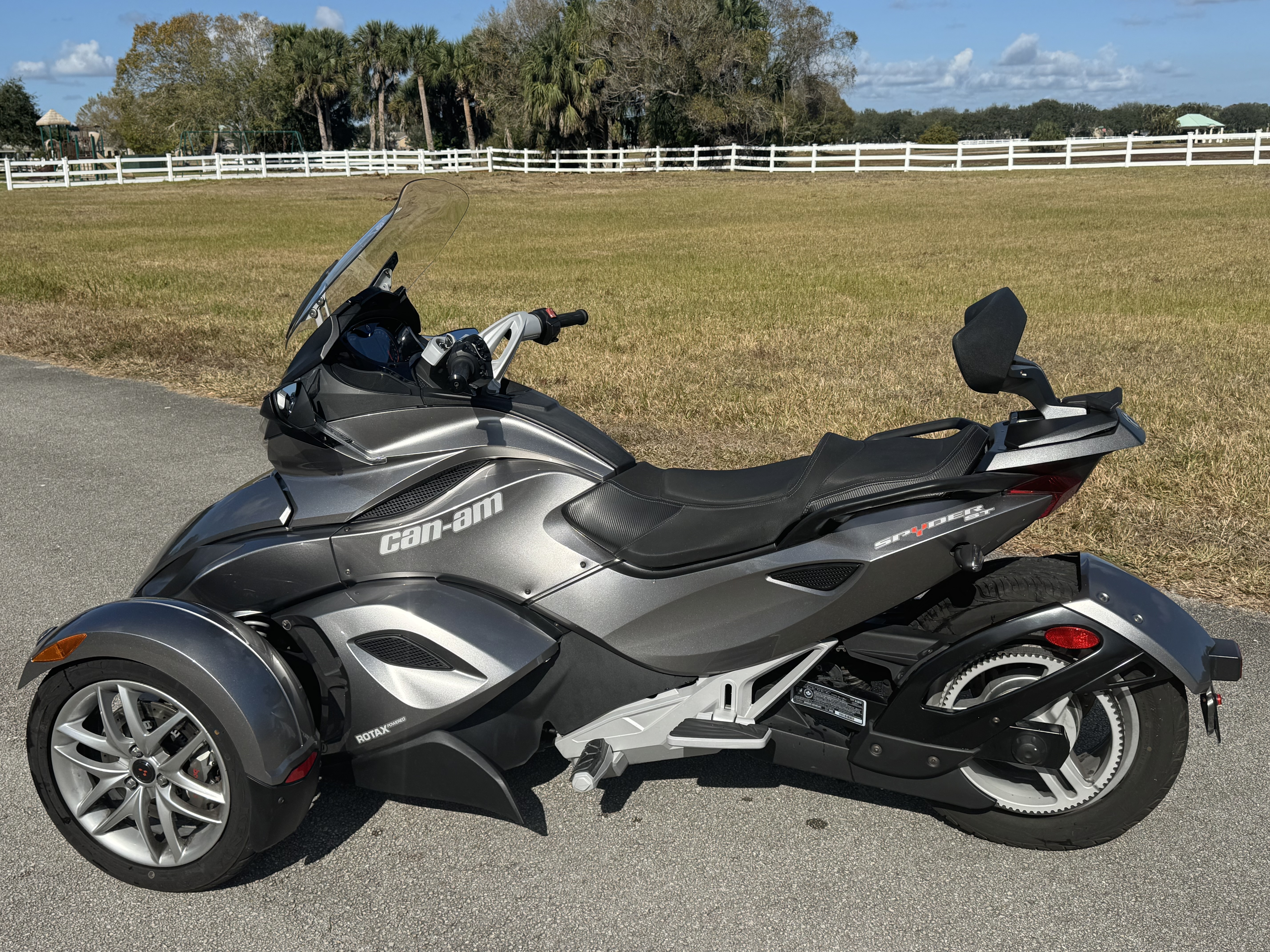 2013 Can-Am SPYDER ST BASE BASE in Vero Beach, FL