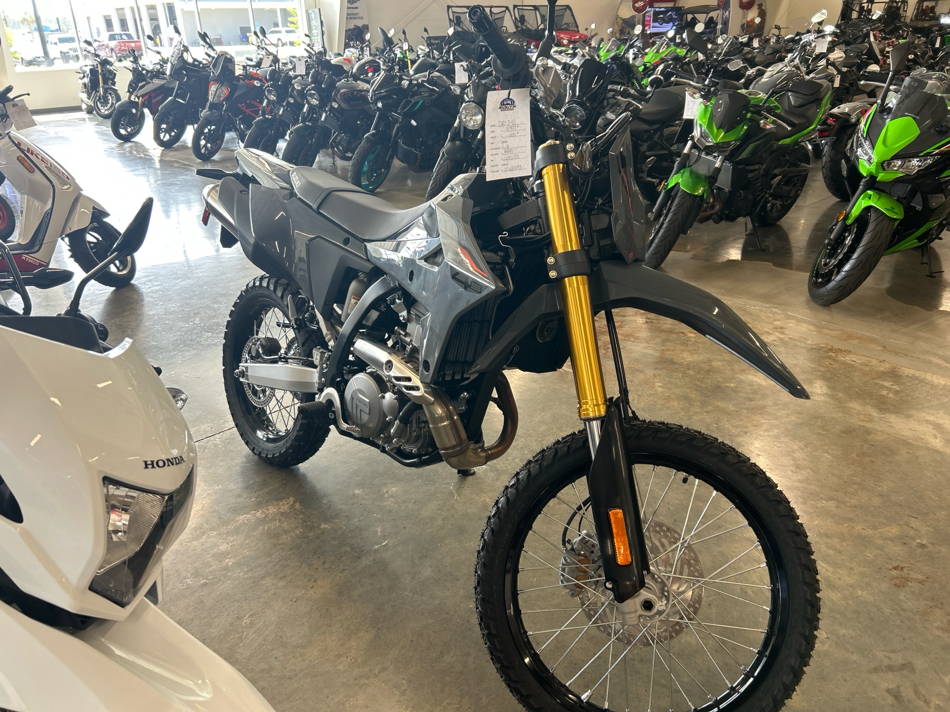 2025 Suzuki DR-Z4S BASE in Gulfport, MS
