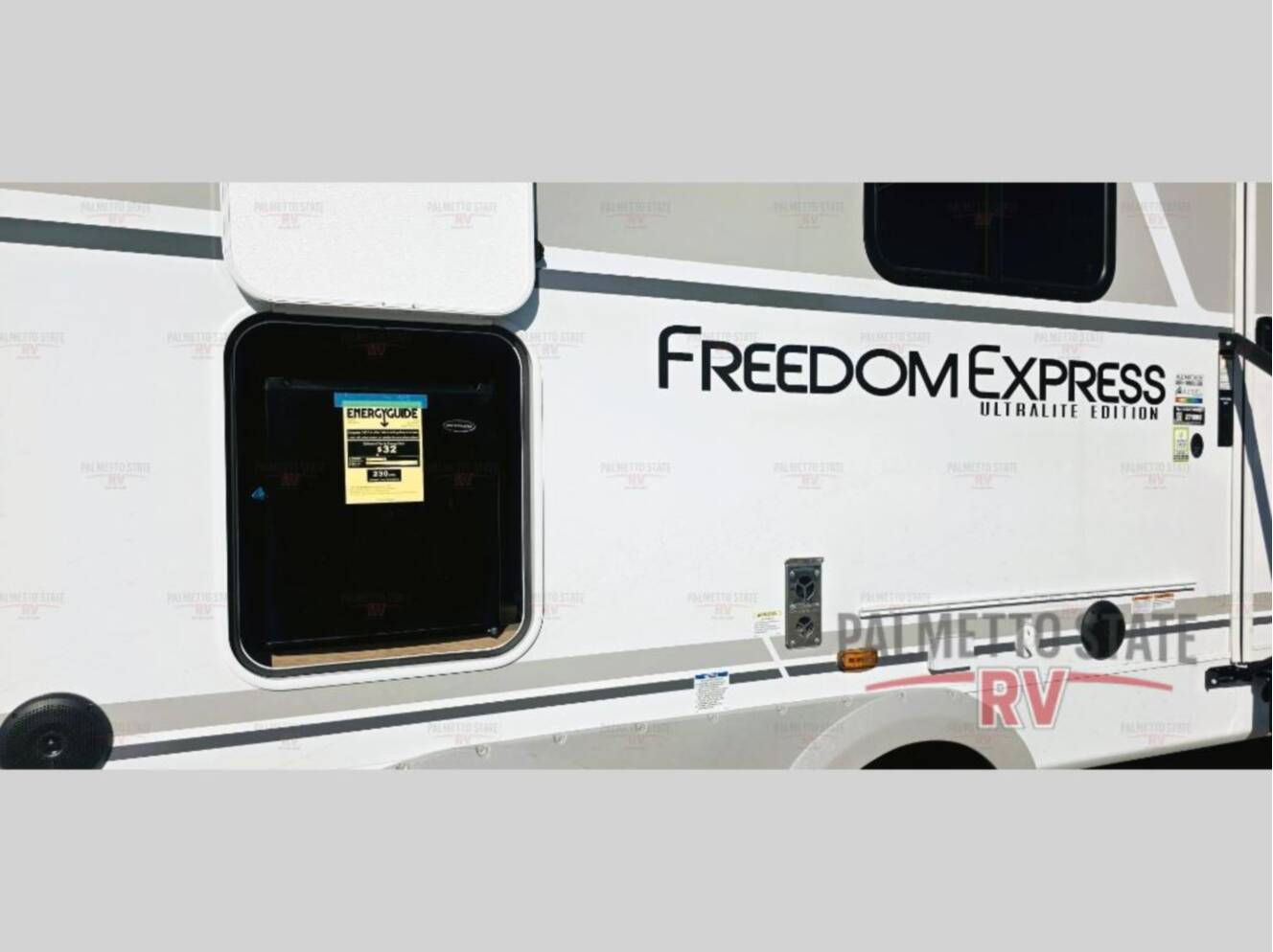 A photo of this 2026 Coachmen Rv Freedom Express Ultra Lite 271BHE