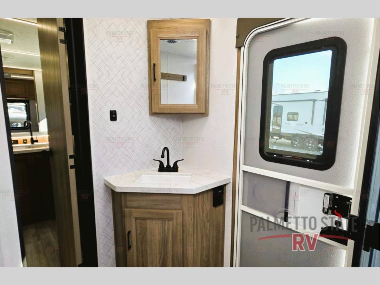 A photo of this 2026 Coachmen Rv Freedom Express Ultra Lite 271BHE