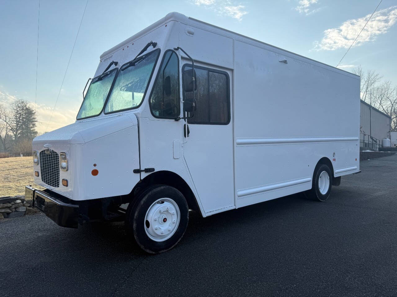 2021 FREIGHTLINER MT45 Chassis in Lafayette, NJ