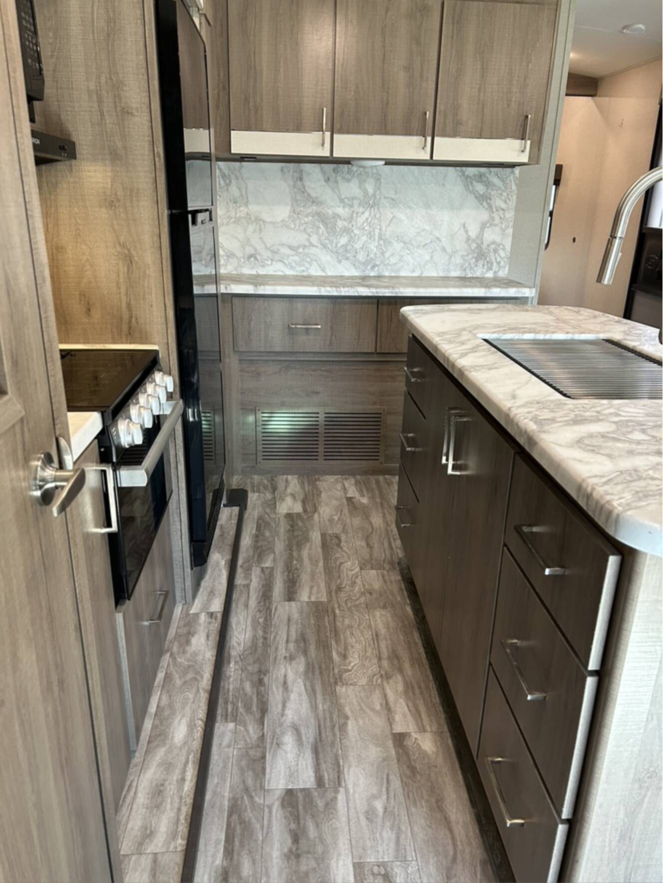 A photo of this 2022 Grand Design IMAGINE 2970RL