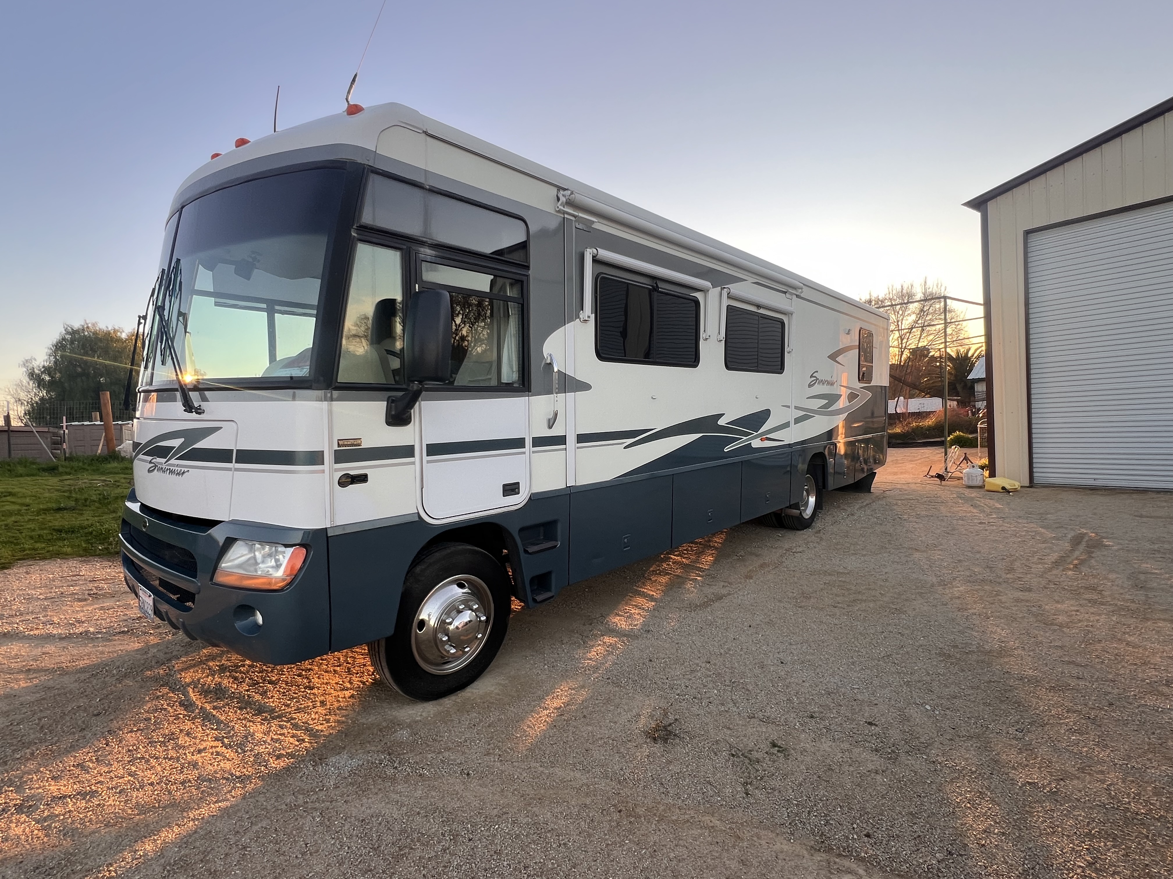 2003 Winnebago ITASCA SUNCRUISER 35U RV