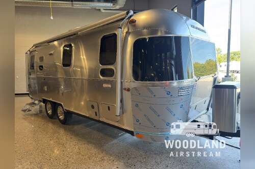 2026 Airstream International 25FB Twin in clarkston MI