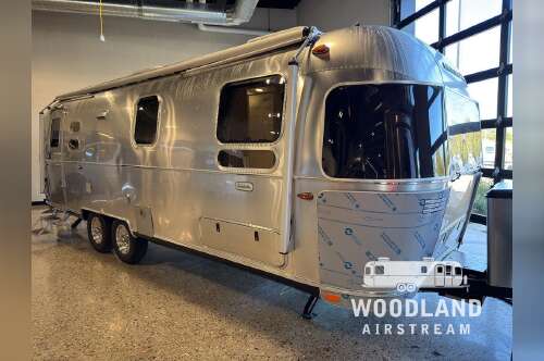 2026 Airstream Globetrotter 27FB Twin in clarkston MI