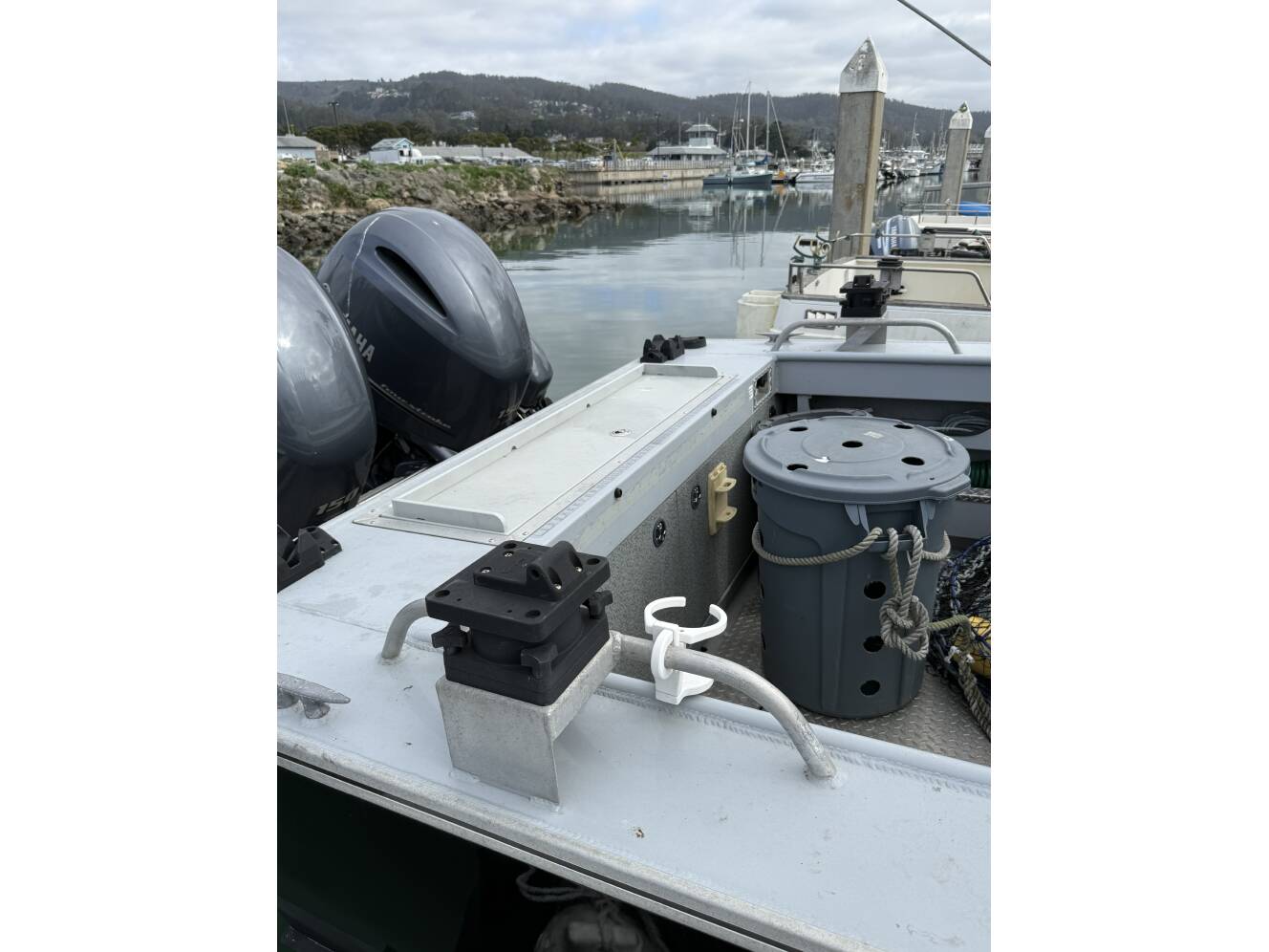 A photo of this 2016 Hewescraft Alaskan