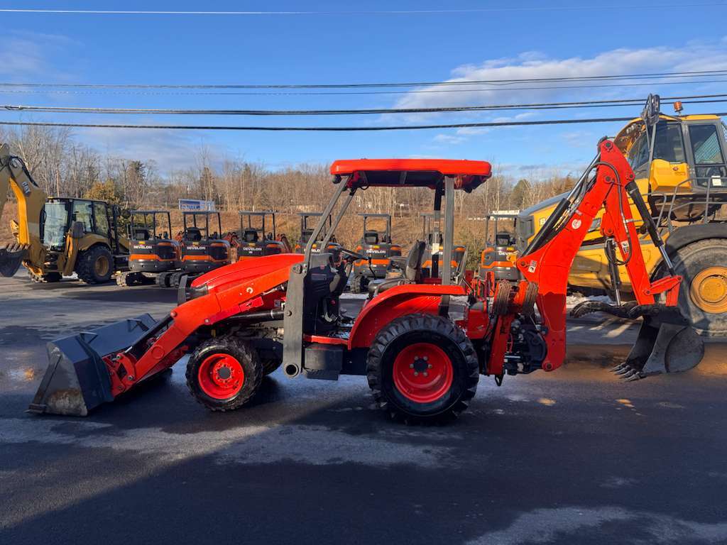 2023 KUBOTA L47 in Monticello, NY