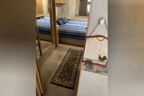 2001 Fleetwood BOUNDER 33C in cameron park CA