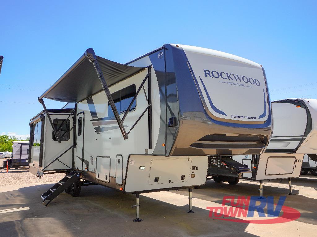 2026 Forest River Rv Rockwood Signature 361RLS in hewitt TX