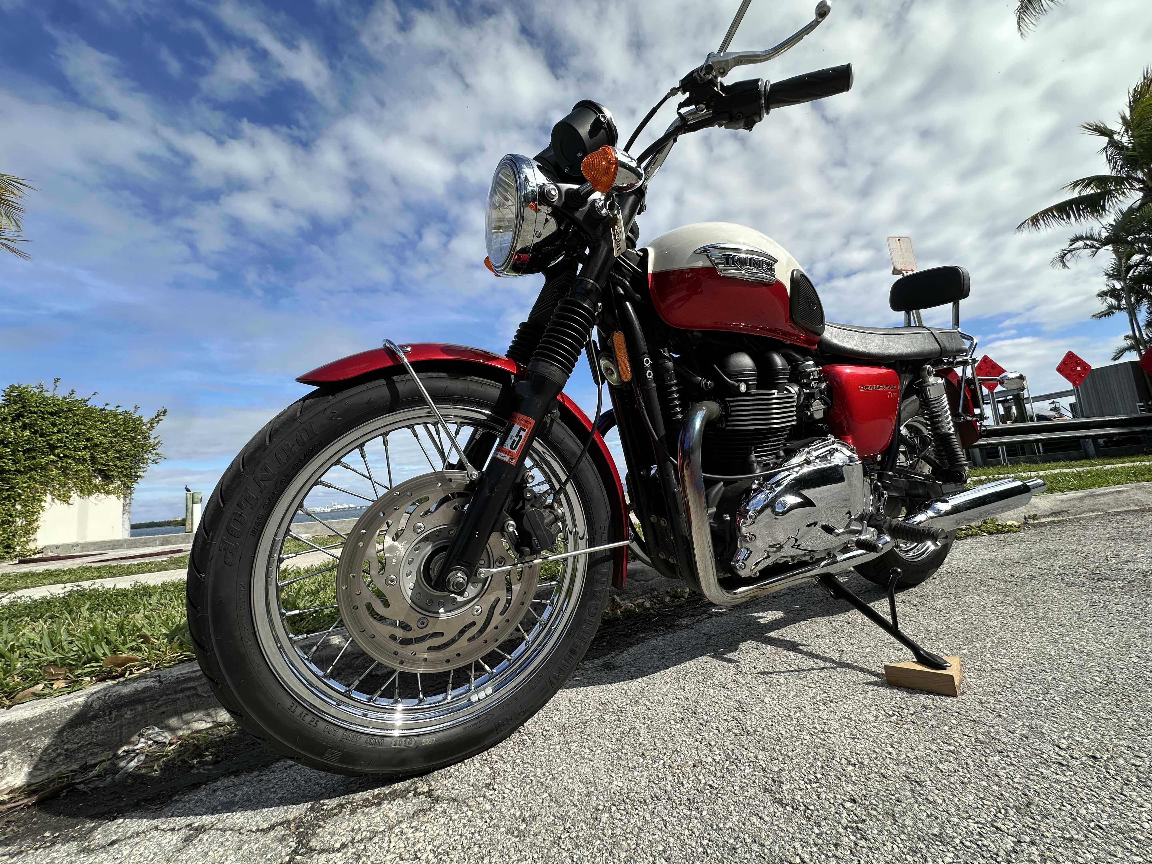 2013 Triumph BONNEVILLE T100 CHROME EDITION CHROME EDITION in Miami, FL