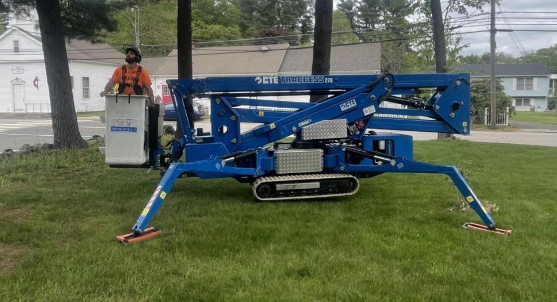 2021 CTE Traccess 270 in Bolton, CT