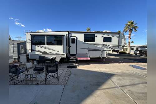 2022 Keystone MONTANA 3231CK in holly CO