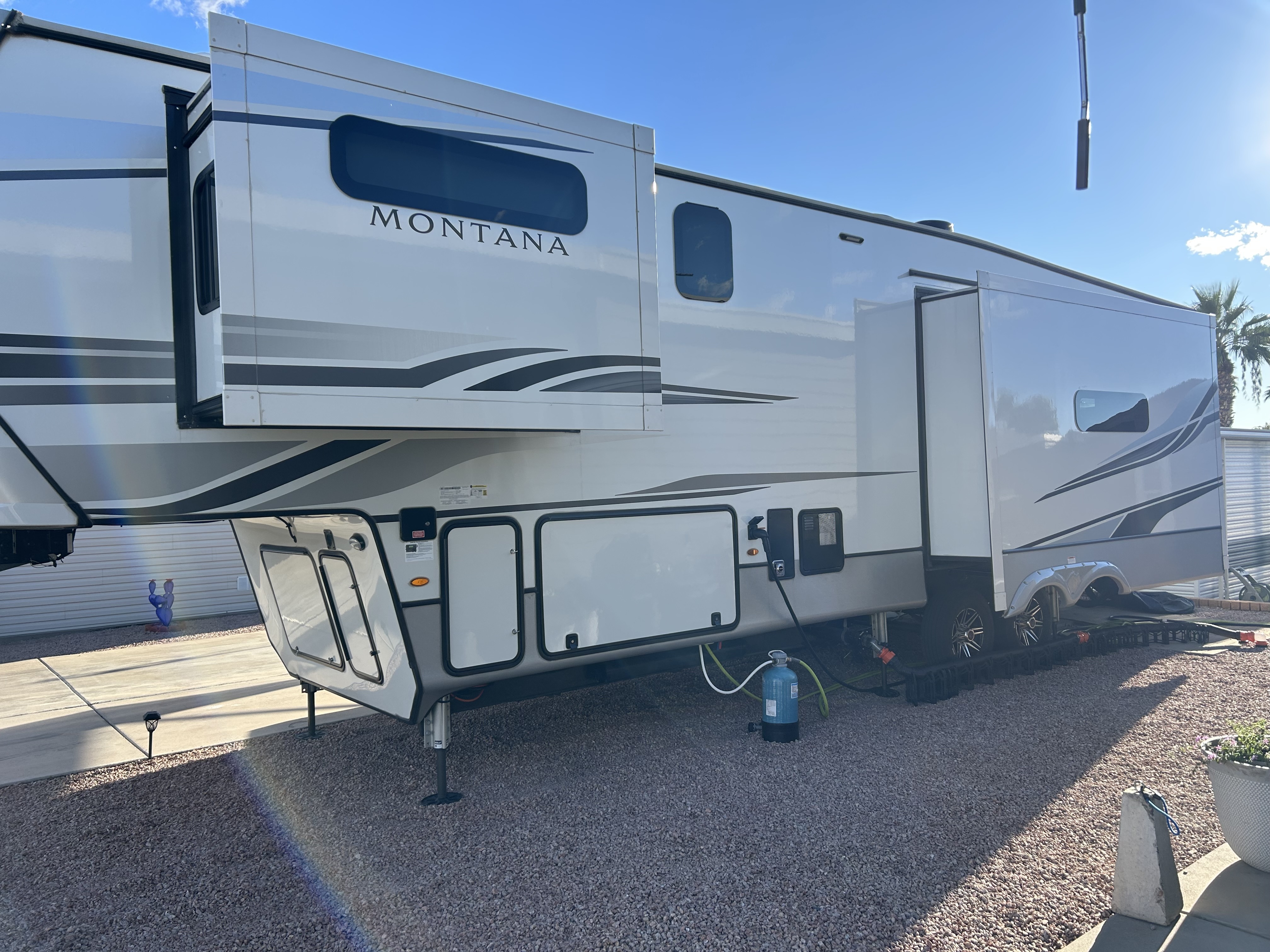 2022 Keystone MONTANA 3231CK in holly CO