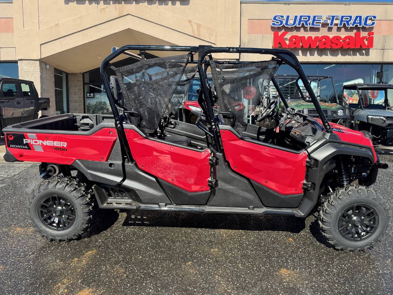 A photo of this 2025 Honda Pioneer 1000-6 Deluxe Crew