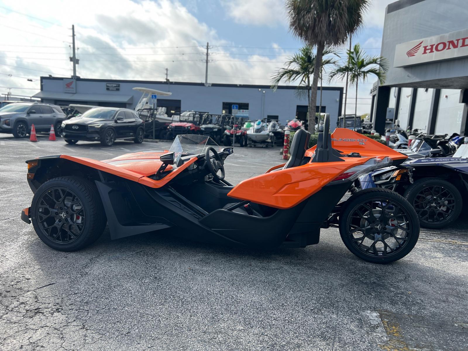 2025 Slingshot SLINGSHOT SL AUTODRIVE in miami FL