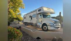 2008 Renegade CLASSIC 3200XM RV