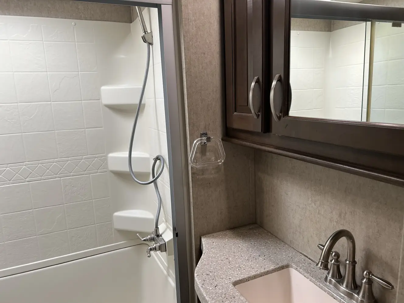 A photo of this 2017 Forest River SILVERBACK 31IK