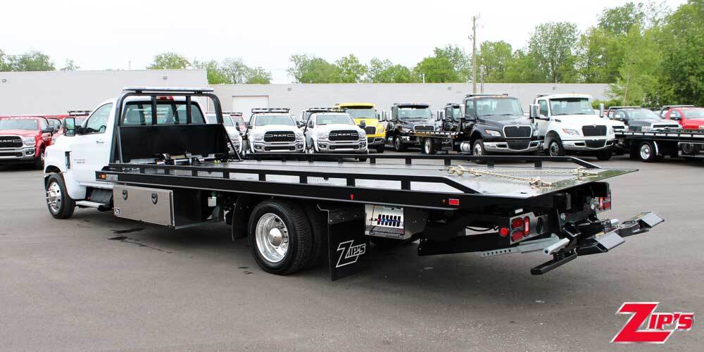 2023 CHEVROLET SILVERADO 6500HD in New Hampton, IA