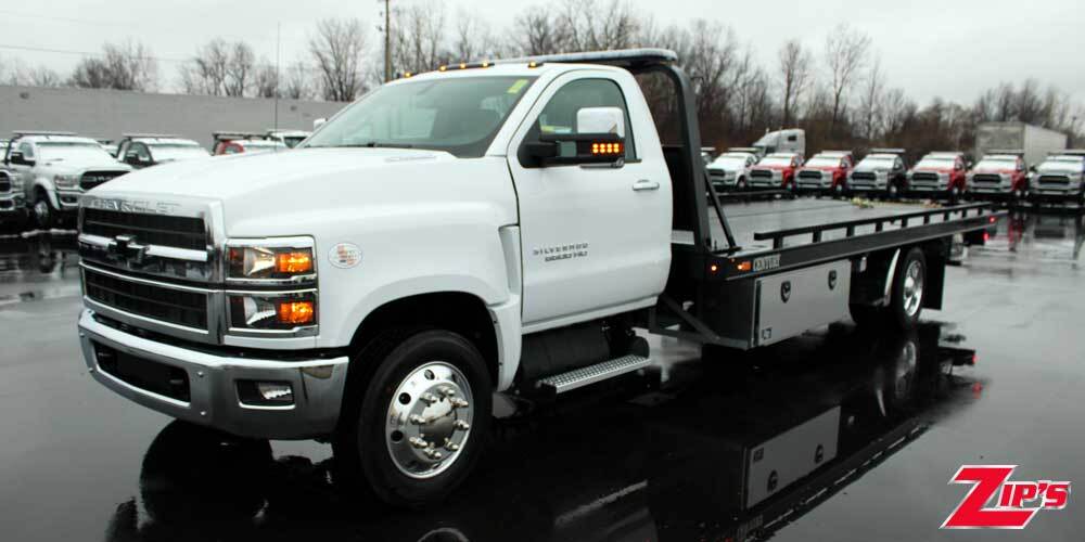 2023 CHEVROLET SILVERADO 6500HD in New Hampton, IA