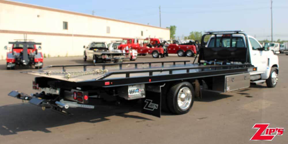 2023 CHEVROLET SILVERADO 6500HD in New Hampton, IA