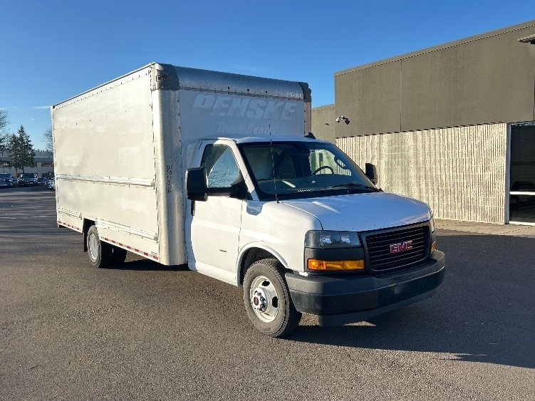 2021 GMC SAVANA in Clackamas, OR