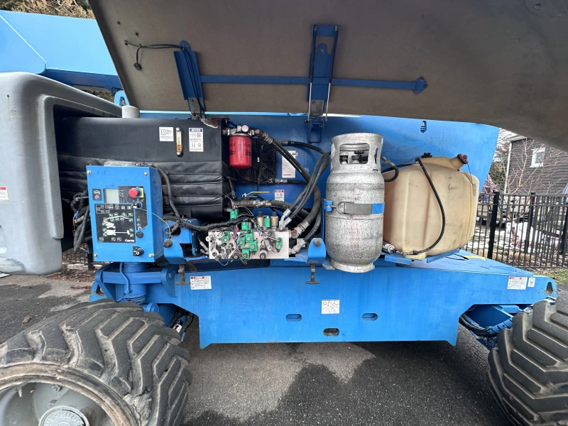 2011 GENIE Z80/60