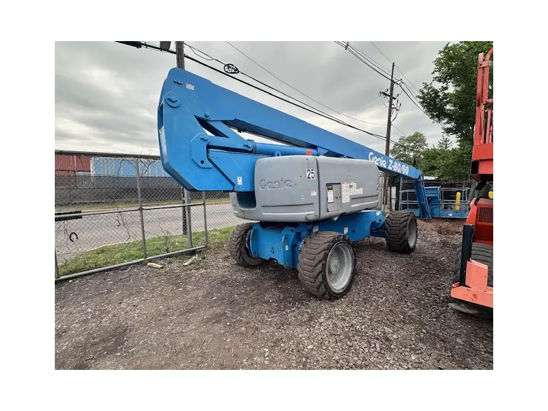 2011 GENIE Z80/60