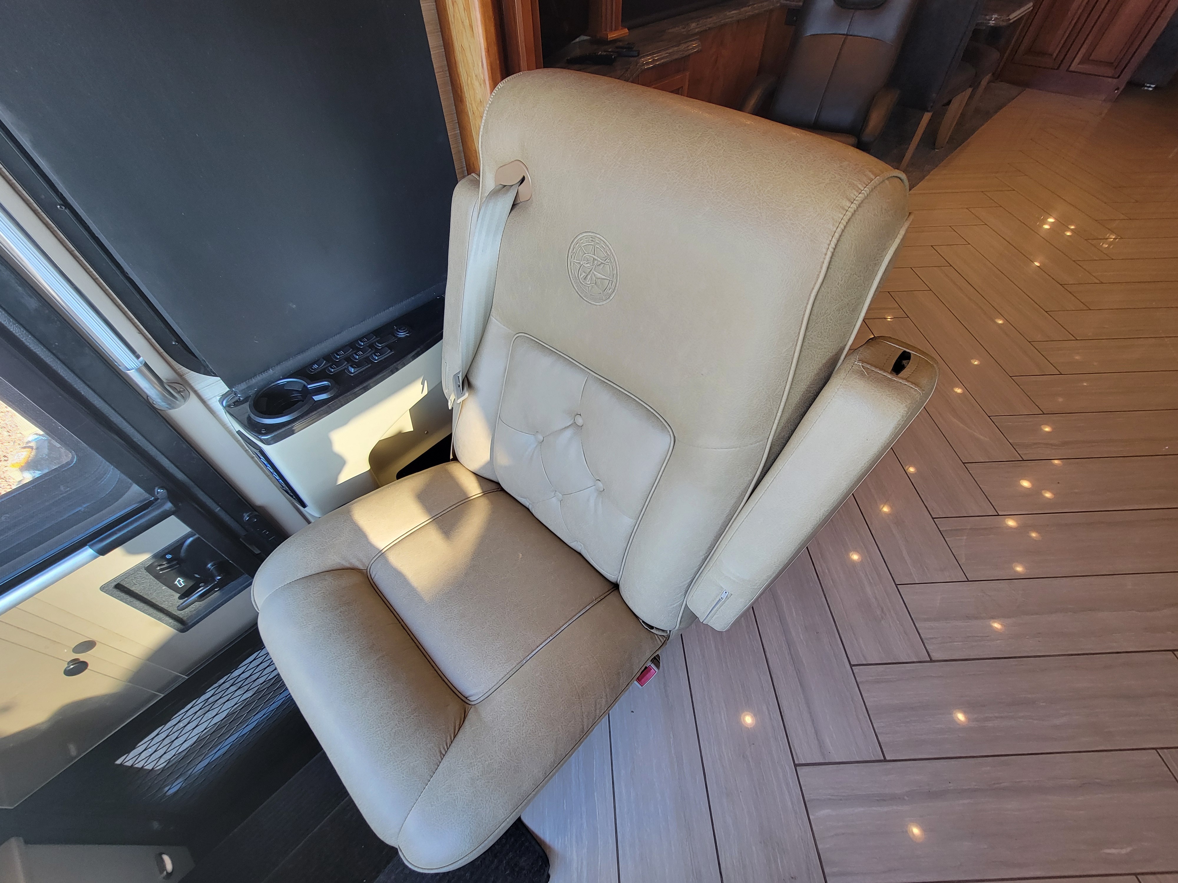 Used 2015 Tiffin Motorhomes Allegro Bus 45 Lp For Sale in Phoenix