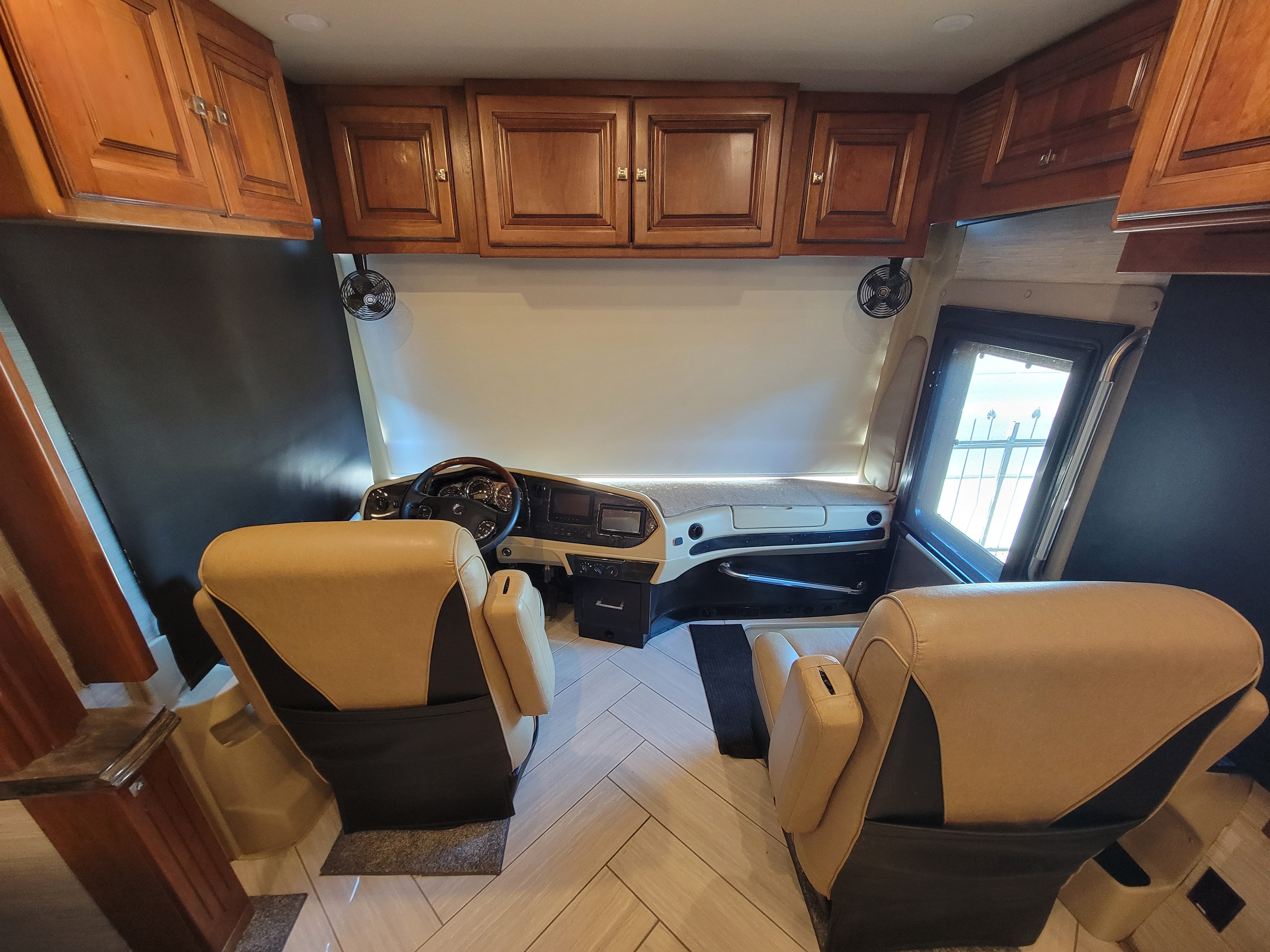 Used 2015 Tiffin Motorhomes Allegro Bus 45 Lp For Sale in Phoenix