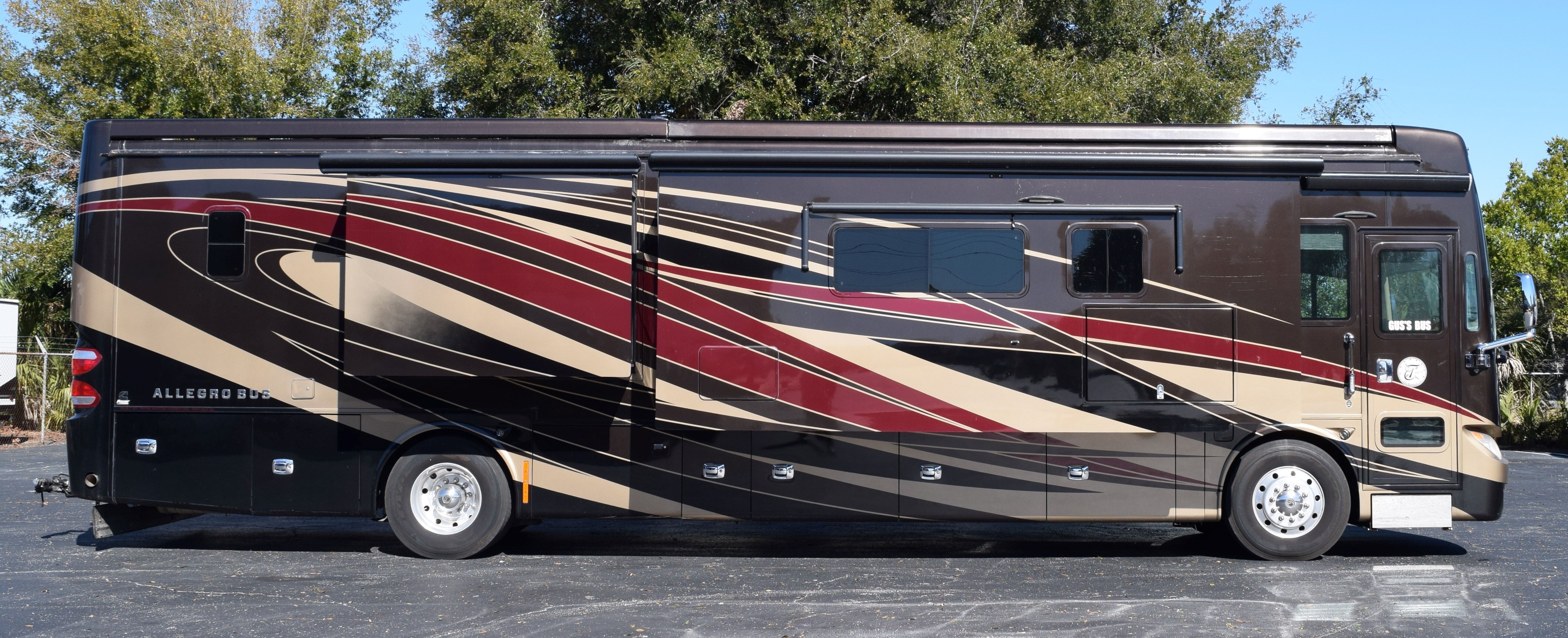 2016 Tiffin Motorhomes ALLEGRO BUS 40SP in eustis FL