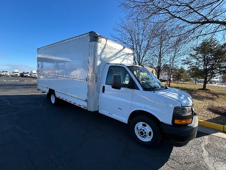 2021 GMC SAVANA in Capitol Heights, MD