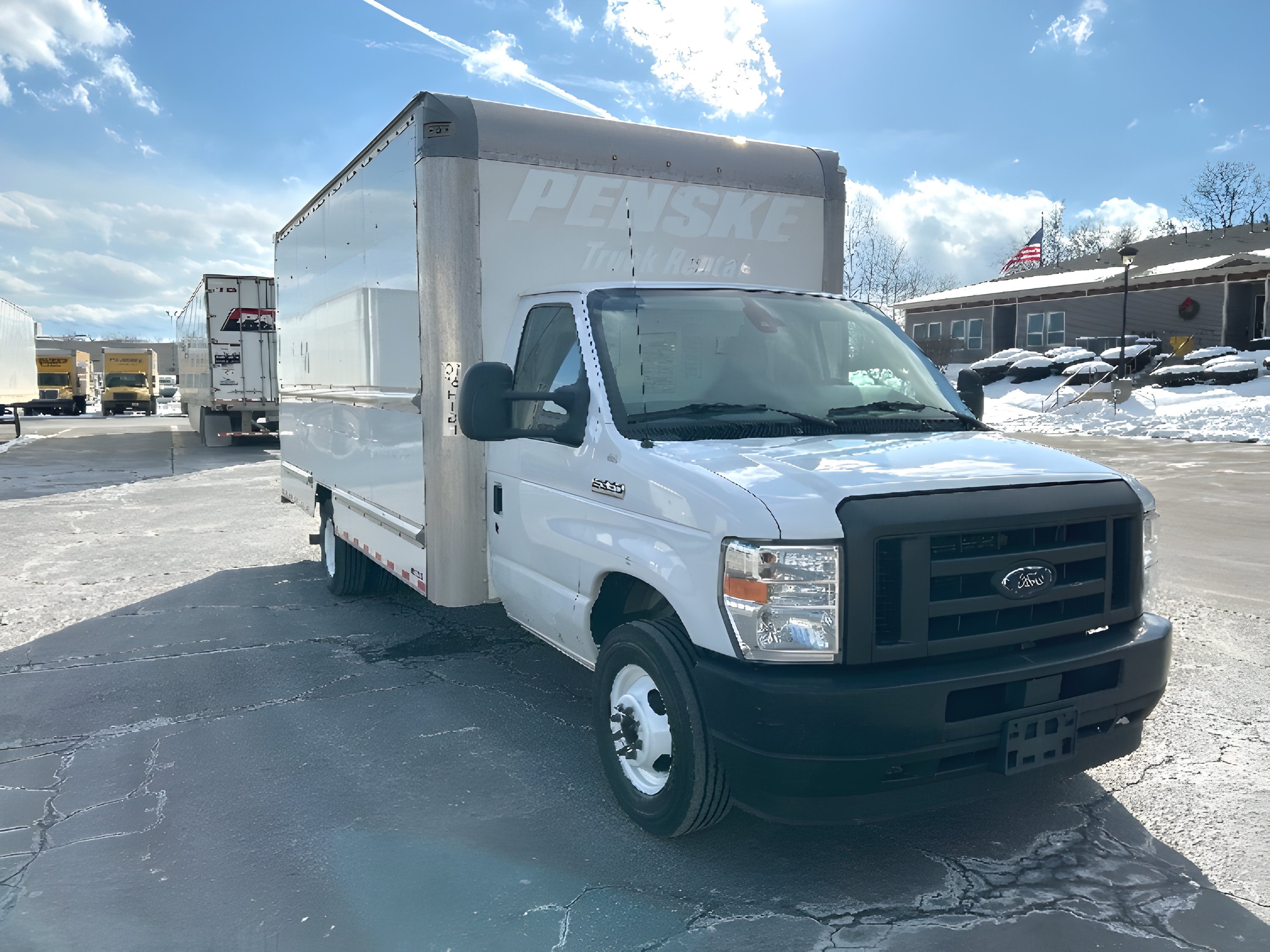 2022 FORD ECONOLINE in Londonderry, NH