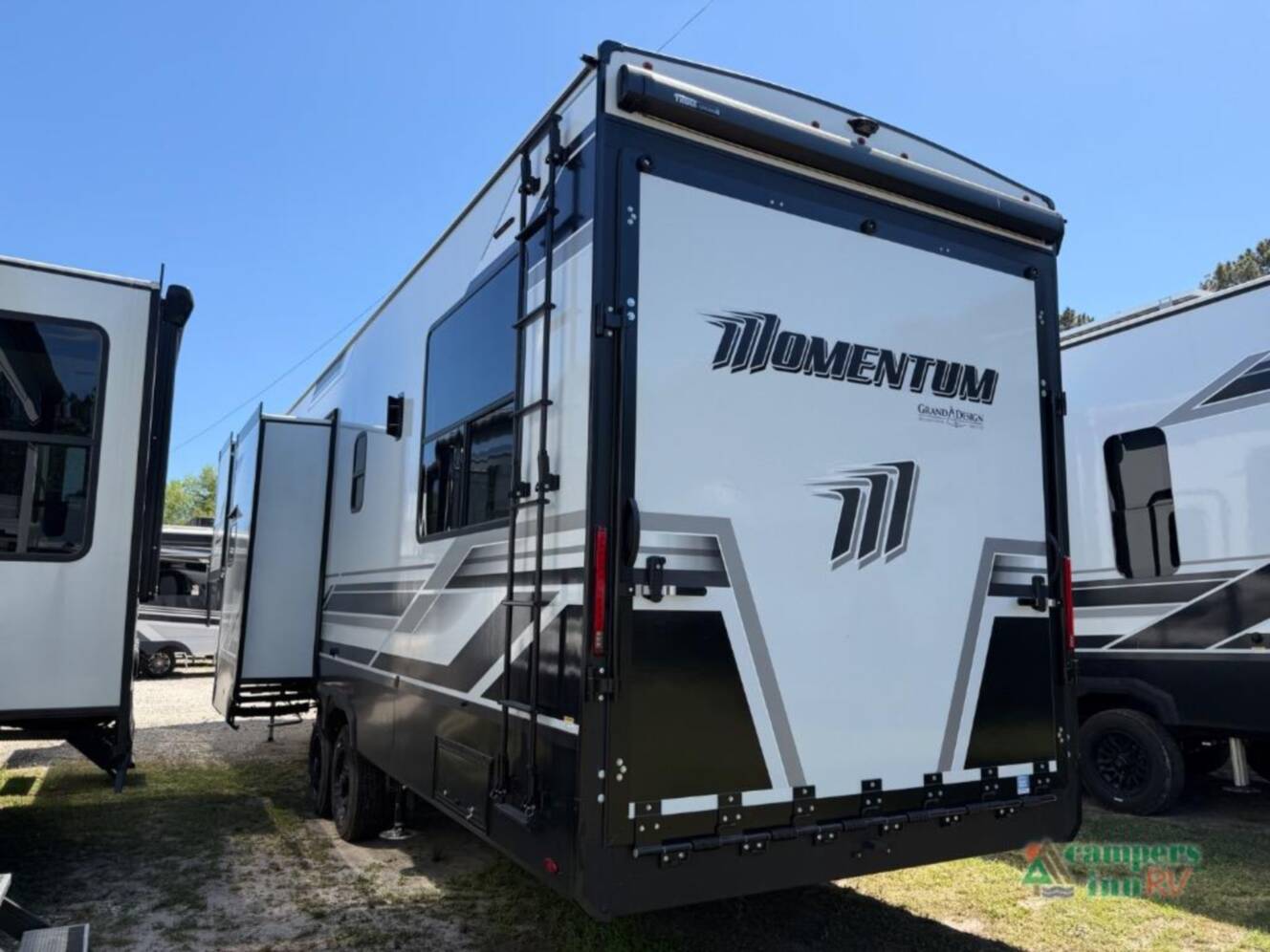 A photo of this 2026 Grand Design Momentum G-Class 320G