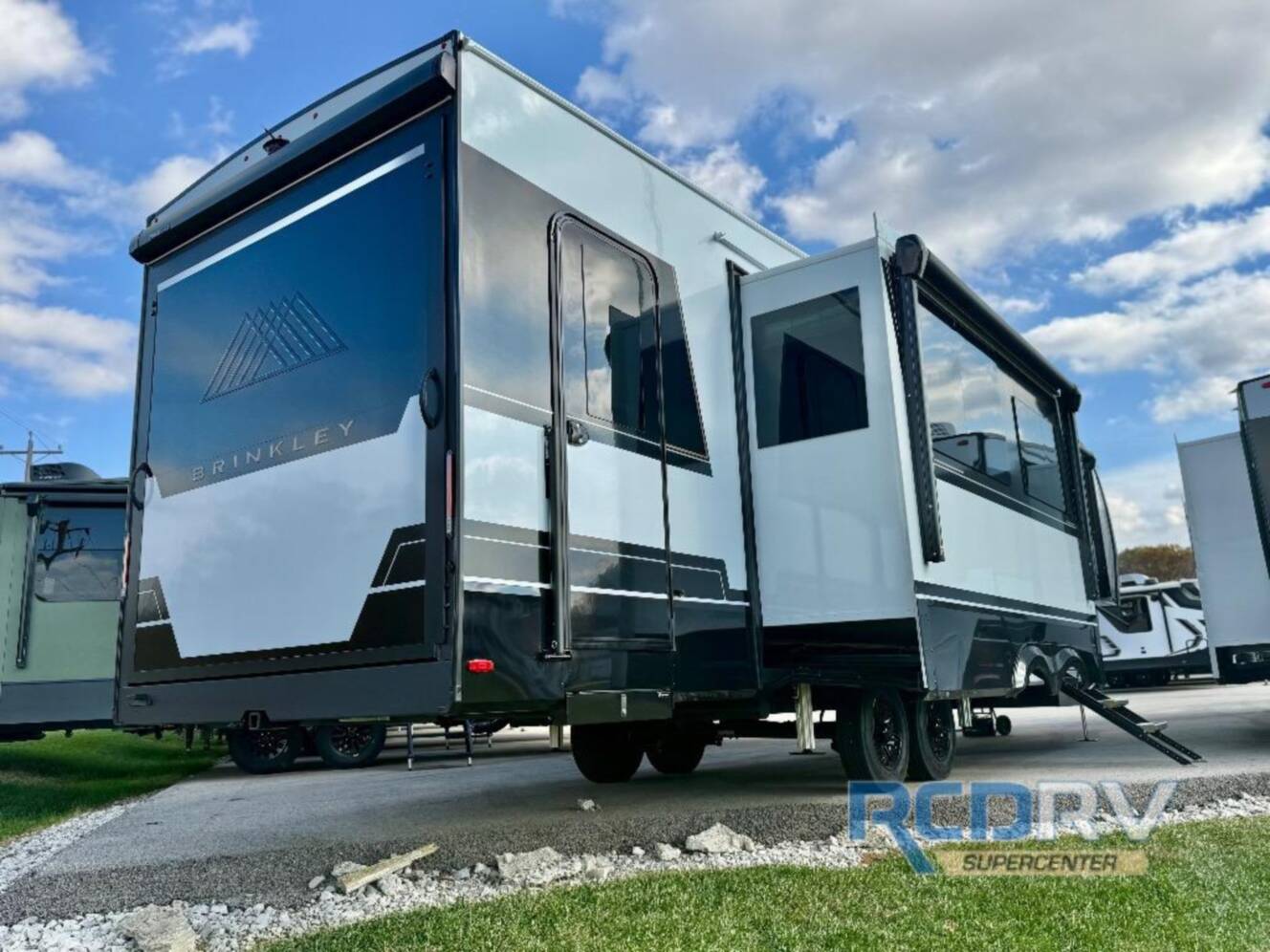 A photo of this 2026 Brinkley Model Z 3420