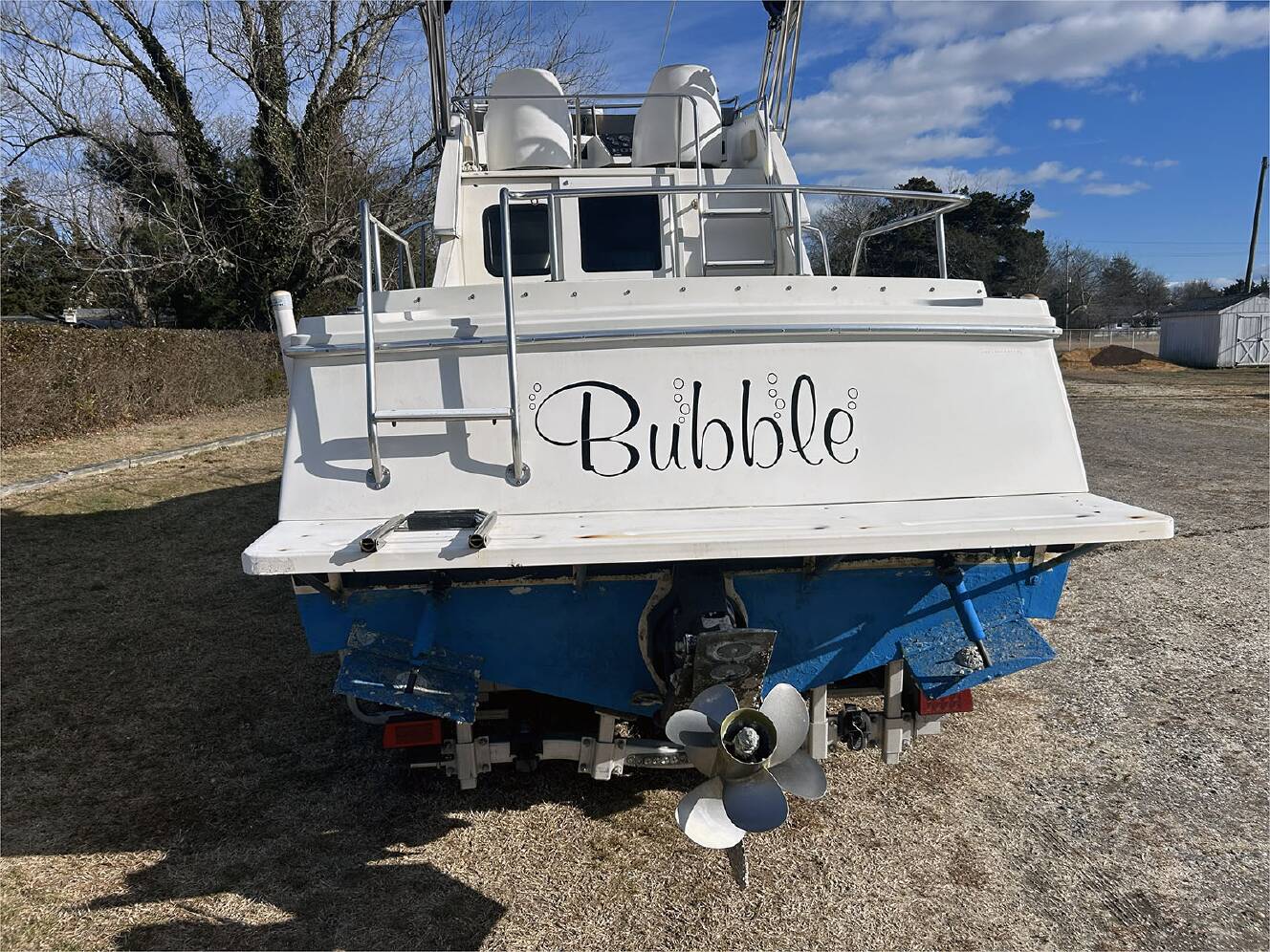 A photo of this 2000 Skipjack 262