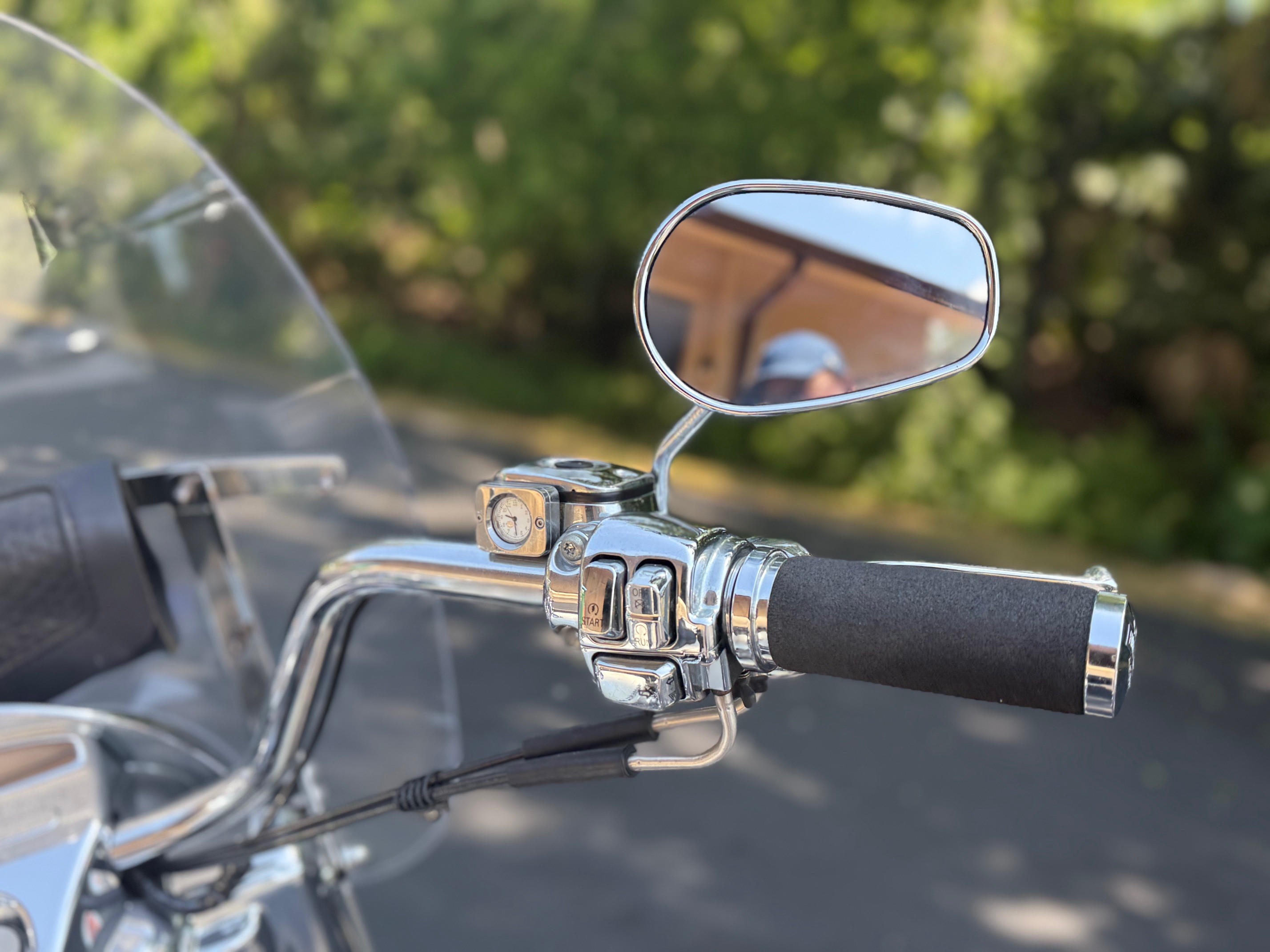 2005 Harley-Davidson ROAD KING CLASSIC in new smyrna beach FL