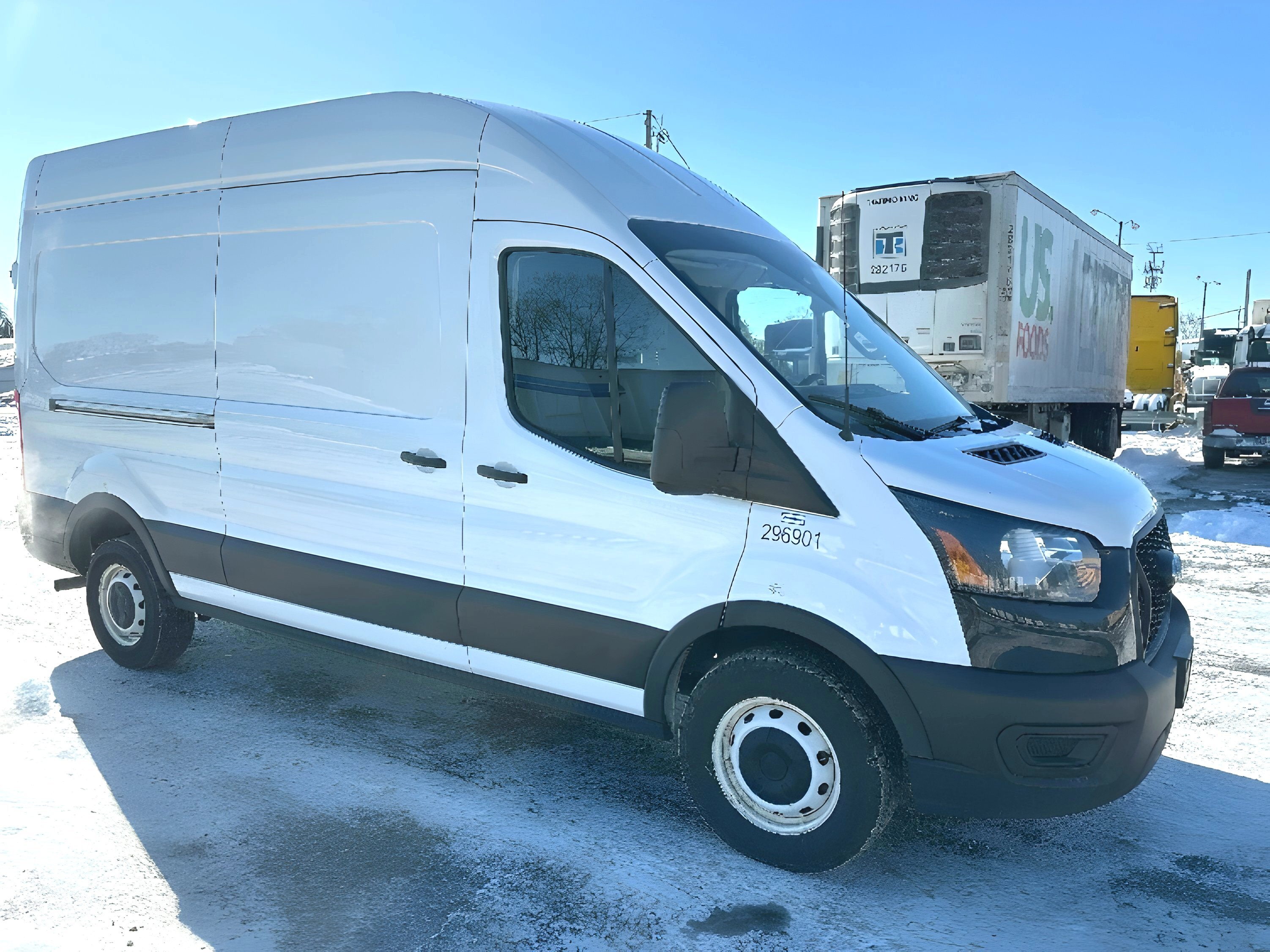 2023 FORD TRANSIT 250 in Fort Wayne, IN