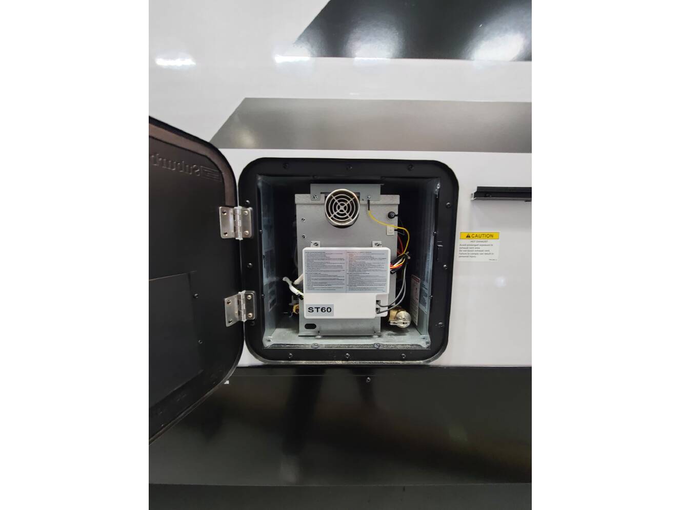 A photo of this 2026 Palomino Solaire 3150TBSS