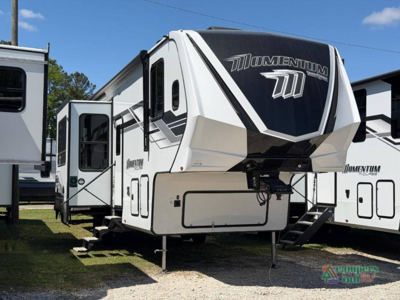 A photo of this 2026 Grand Design Momentum G-Class 320G