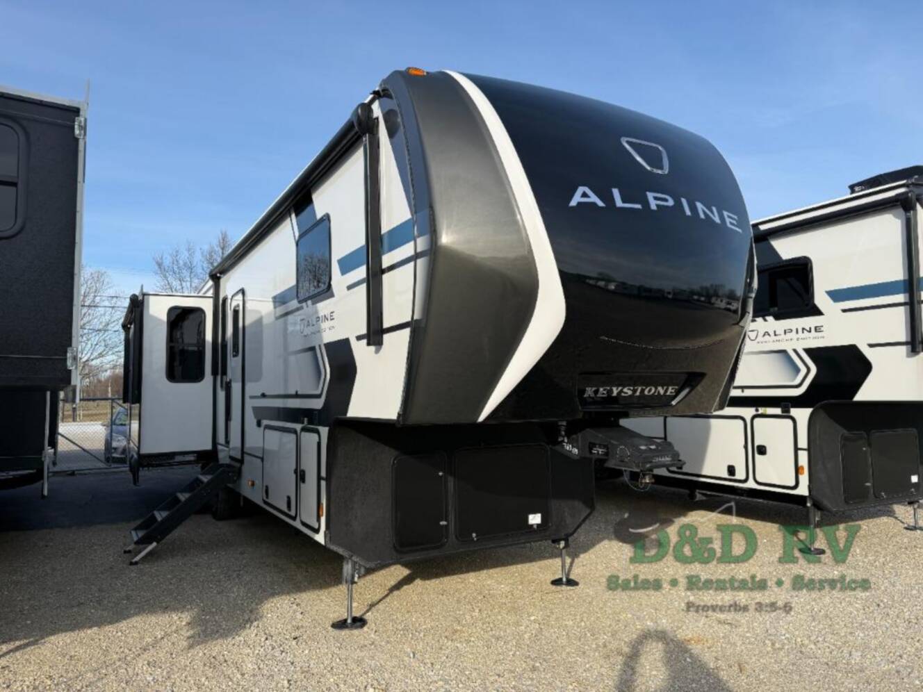 A photo of this 2026 Keystone Rv Alpine Avalanche Edition 338GK